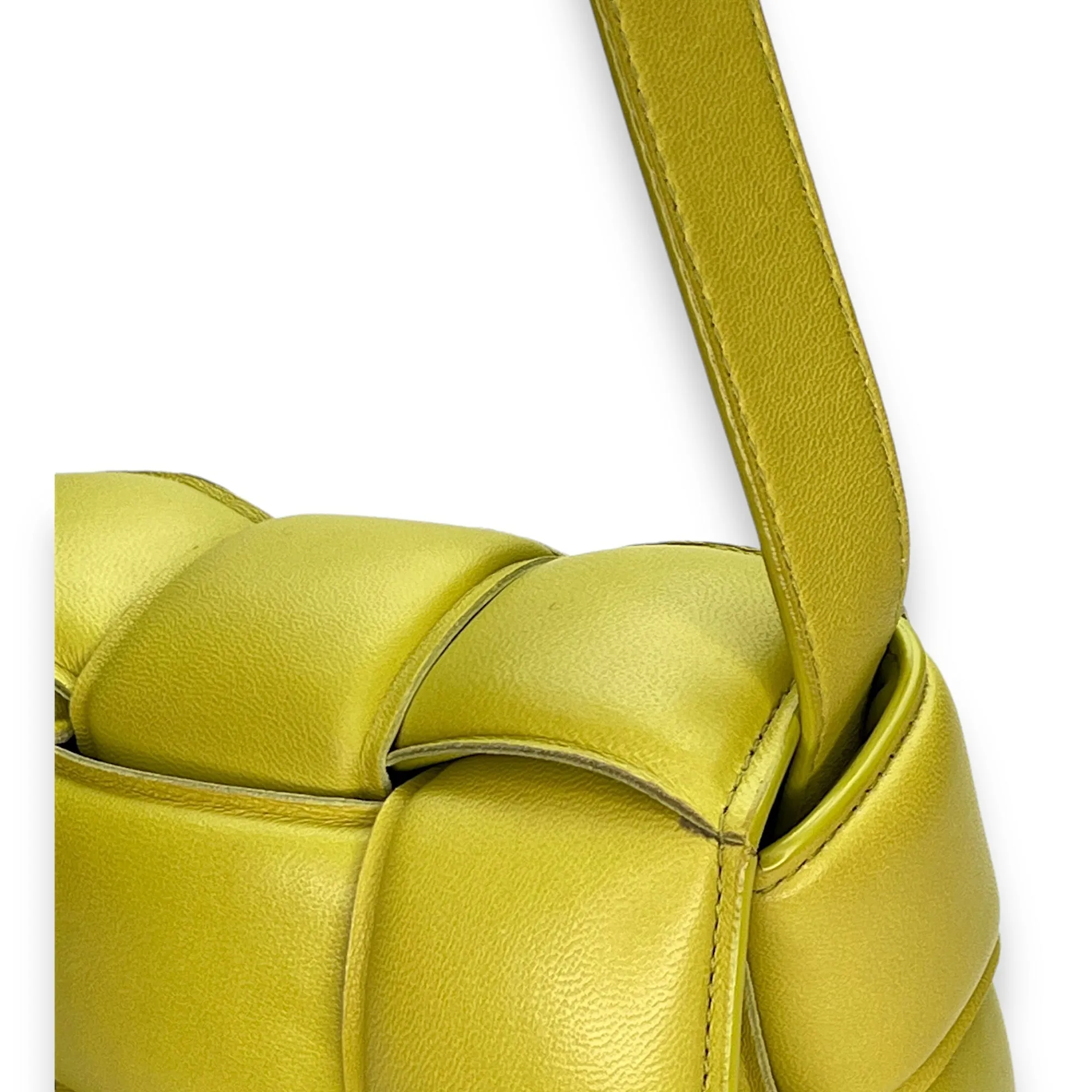 Cassette Padded Classic Crossbody bag in Lambskin, Gold Hardware