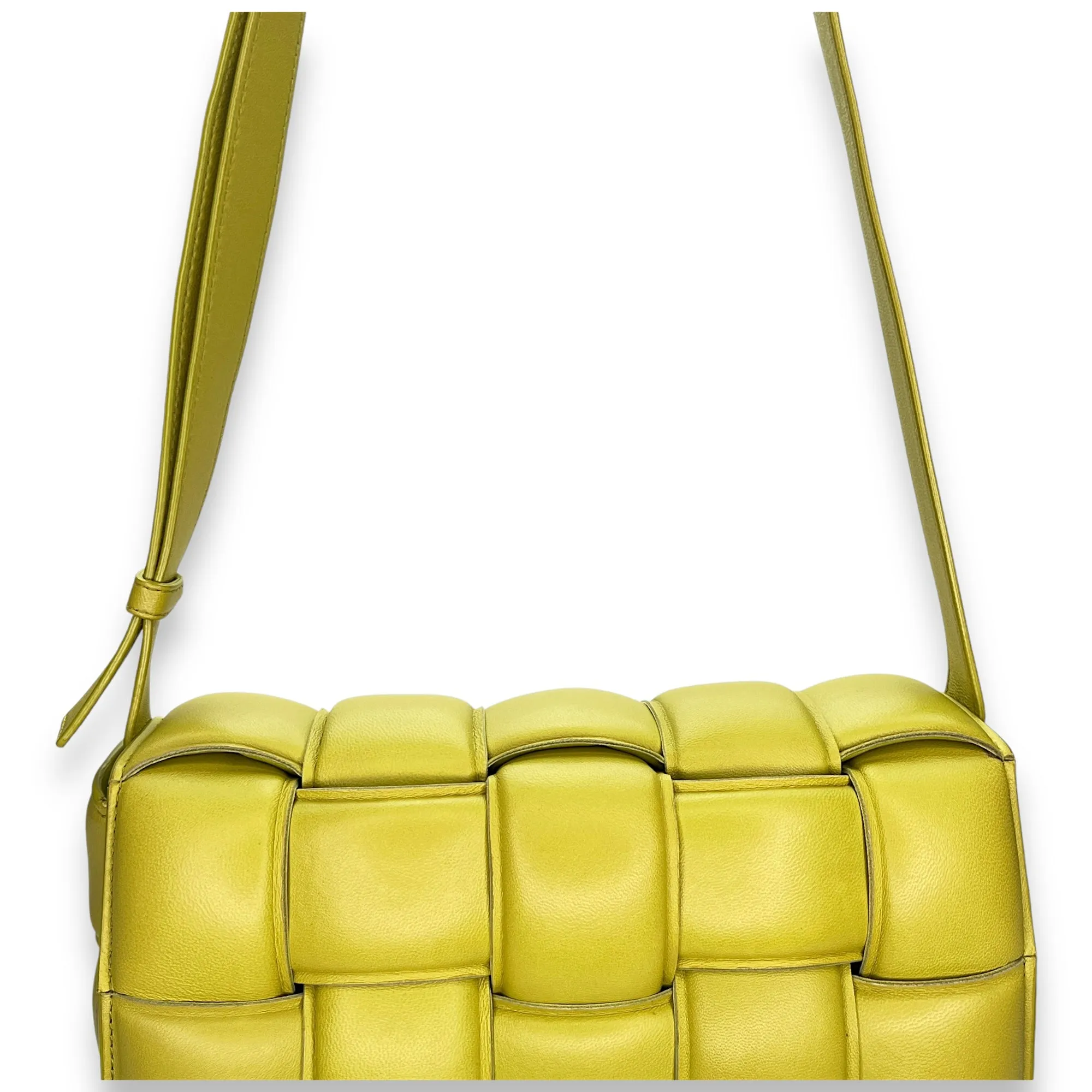 Cassette Padded Classic Crossbody bag in Lambskin, Gold Hardware