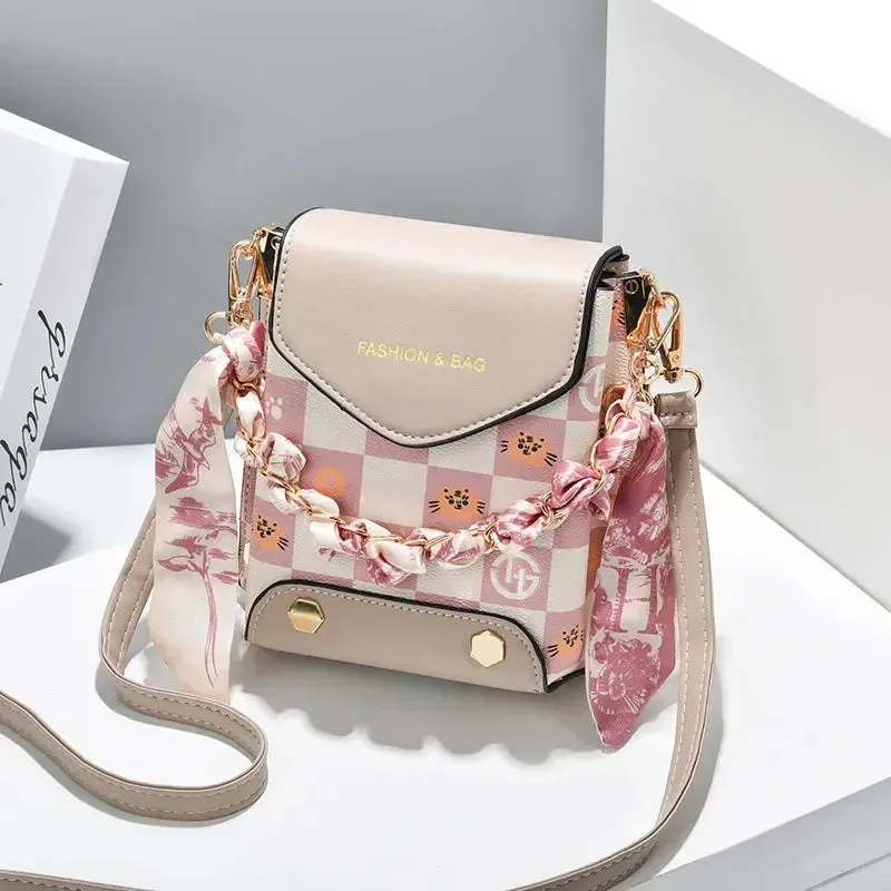 crossbody mini bag Mobile Phone Bag Women's New Summer Fashion Mini Bag Fashion Single Shoulder Crossbody Good-looking Suitable Daily Collocation