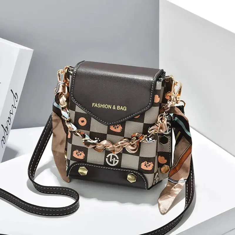 crossbody mini bag Mobile Phone Bag Women's New Summer Fashion Mini Bag Fashion Single Shoulder Crossbody Good-looking Suitable Daily Collocation