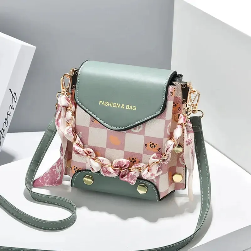 crossbody mini bag Mobile Phone Bag Women's New Summer Fashion Mini Bag Fashion Single Shoulder Crossbody Good-looking Suitable Daily Collocation