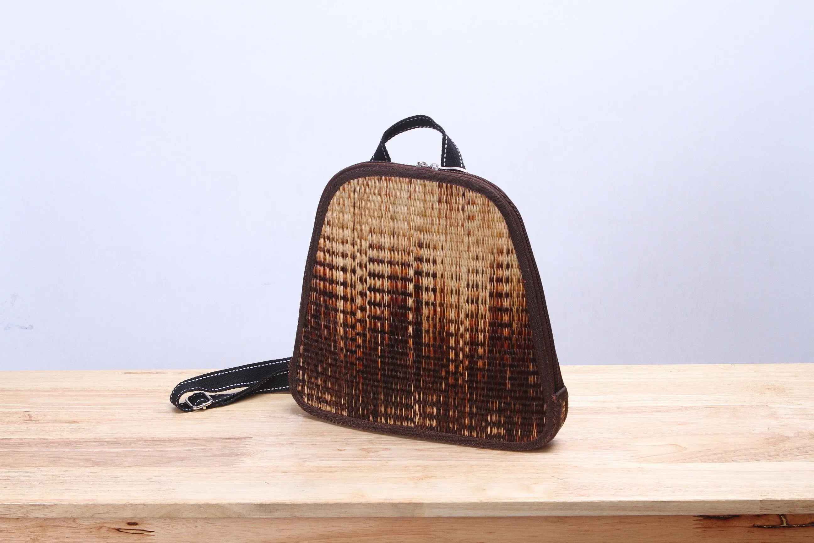 Mini Sedge Wicker Backpack (Brown)