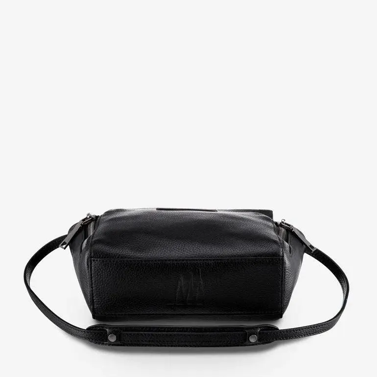 Status Anxiety The Ascendants Bag in Black Pebble